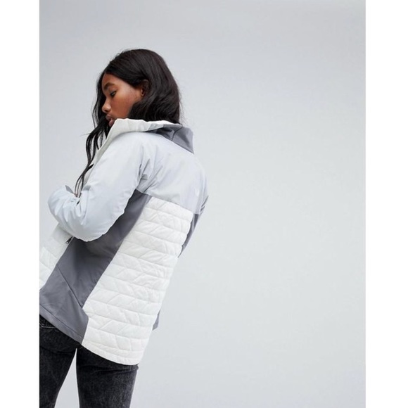 NWT The North Face White Thermoball Active Jacket - Picture 4 of 9